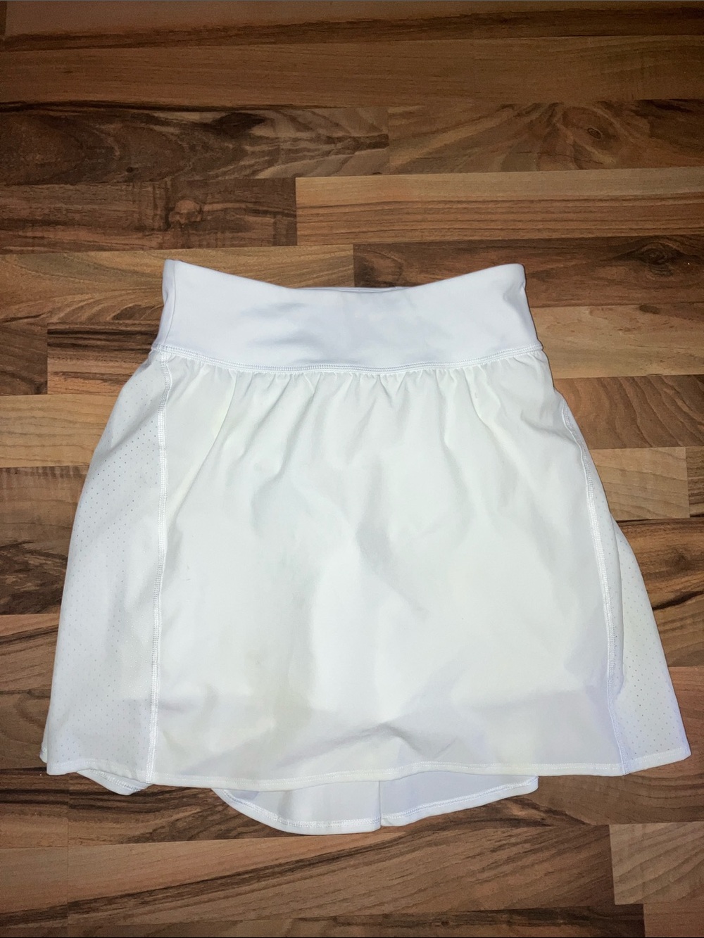 Spanx Get Moving white off white back zip pocket skirt built in shorts Sz S